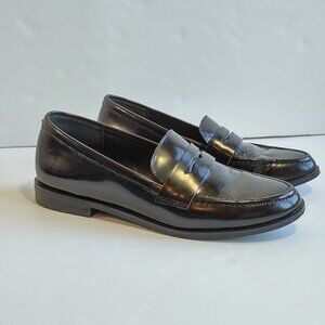 Banana Republic Black Leather Women's Loafer Round Toe Preppy Classic  Size 6